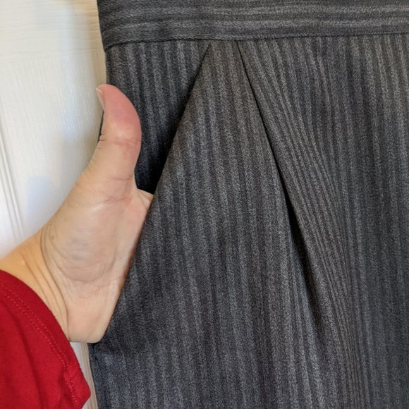 80S VINTAGE POWER WOMAN GREY WOOL SUIT.  BOSS Shoulder Pads, CRAFTSMANSHIP! 10 - Picture 13 of 15